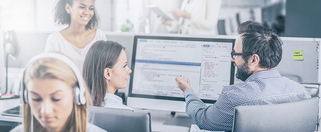 Beratungssituation am Computer